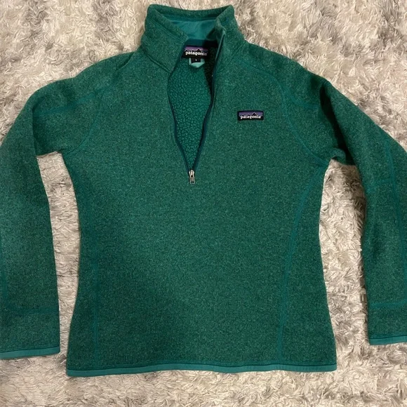 Patagonia Green Quarter-Zip Sweatshirt - Picture 2 of 9
